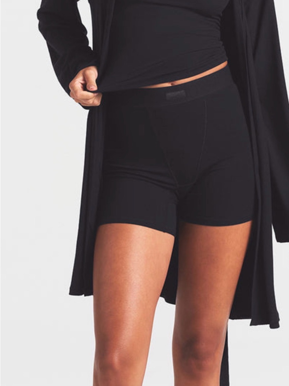 Skims Black Ribbed robe NWT